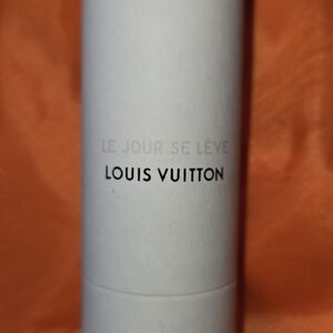 Louis Vuitton Le Jour Se Lève Perfume - White and Orange